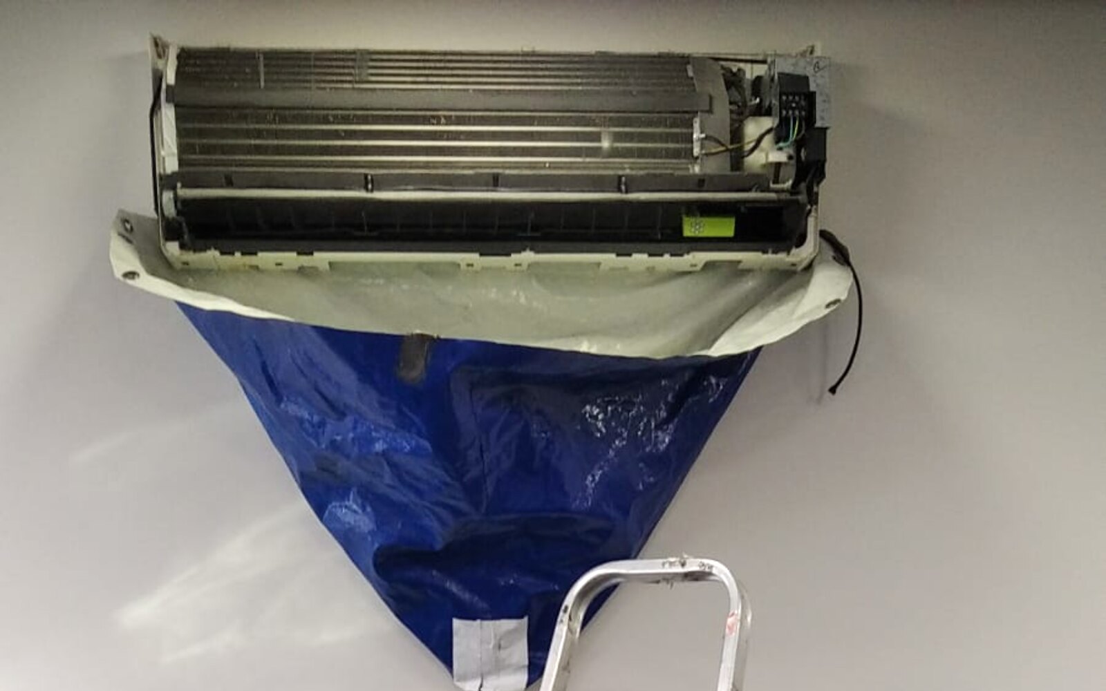Higienização de ar condicionado — RN Climatização